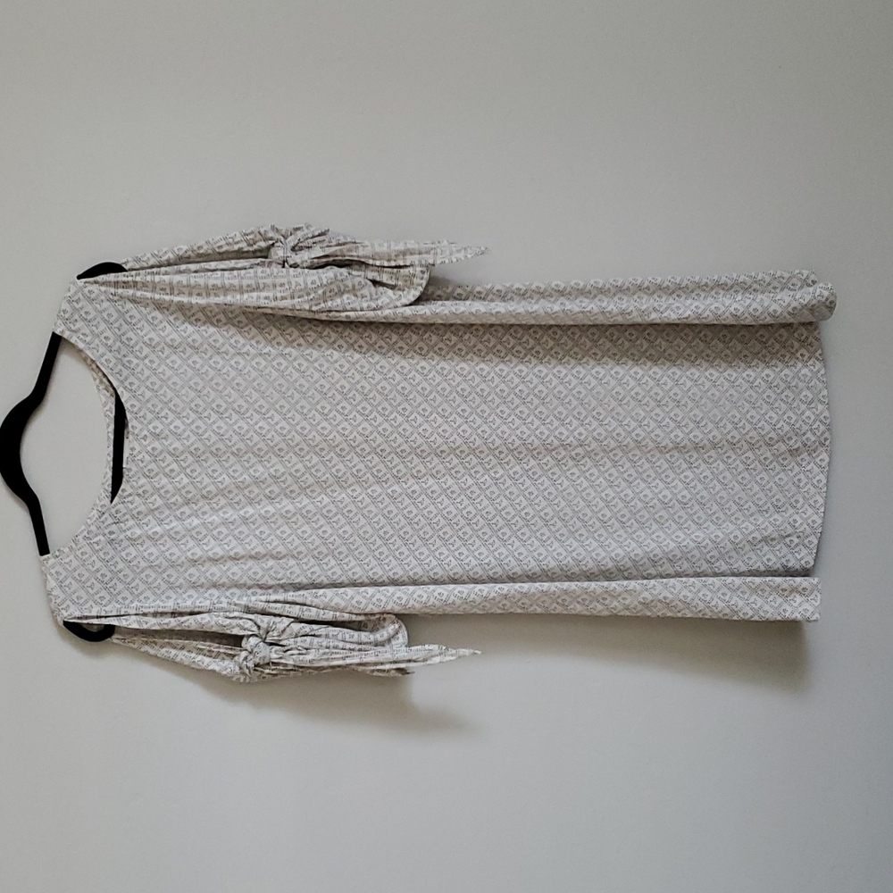 H&M Shift Dress with open sleeve. Size 14